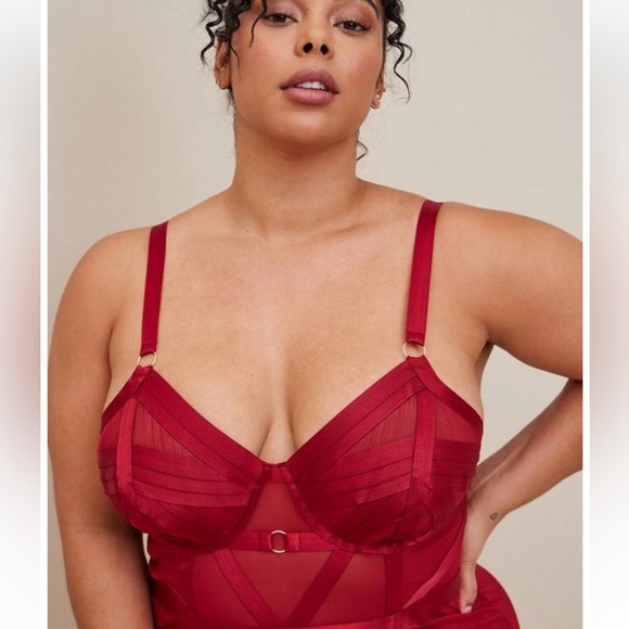 Torrid Cut Out Strappy Chemise — Biking Red - Picture 3 of 4